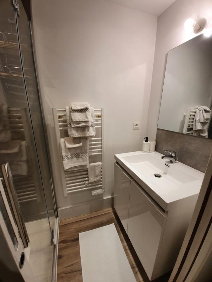 Appartements C'Home Un Charme Lannion Exteriör bild